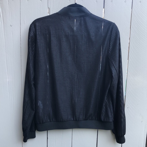 Zara - Picture 5 of 5